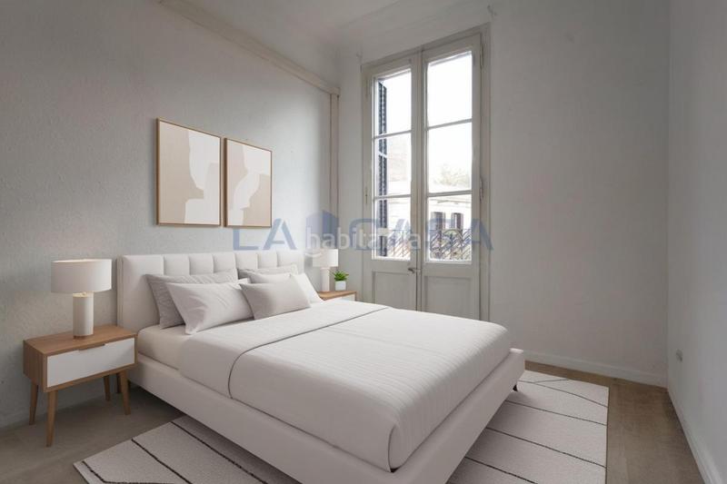 Foto cce7d7c4-6ade-4736-8678-1a40cf5aa291. Piso en Sagrada Família Barcelona