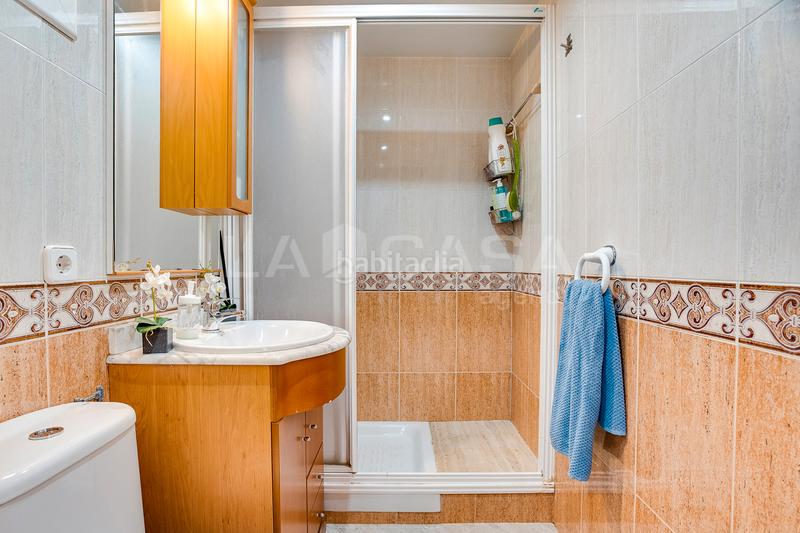 Foto b9b19e9f-b52b-4392-9b32-43d83570a1b4. Appartement dans La Verneda - La Pau Barcelona