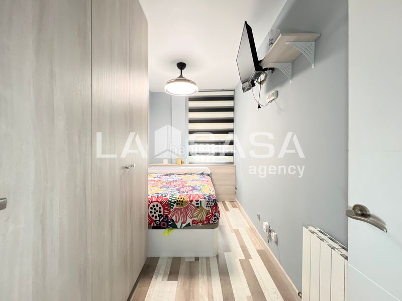 Foto 0bfbe222-3629-4ff9-9a64-2559c102fe9d. Pis a Puigfred Badalona