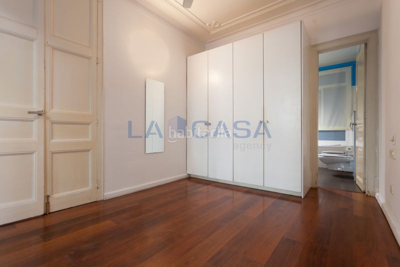 Foto b7eccce8-d782-4501-a19c-3a6aa0cbf167. Pis amb calefacció a Dreta de l´Eixample Barcelona