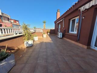 Attique à Calle ESTERAS