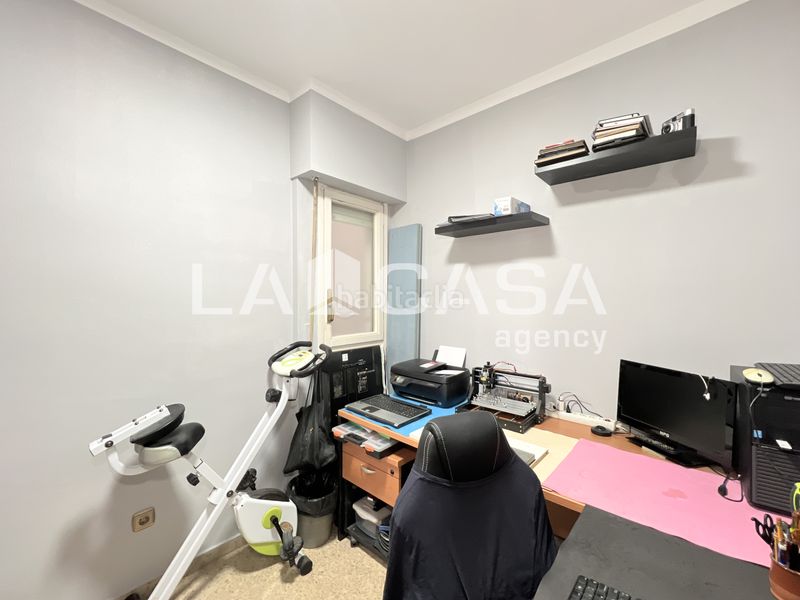 Foto 5741ebd7-46f2-4876-a974-7fe1e4d70301. Pis a La Salut Badalona