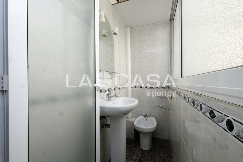 Foto 3a11b3e2-731c-44ff-8284-3f3afeef9143. Àtic a Prosperitat Barcelona