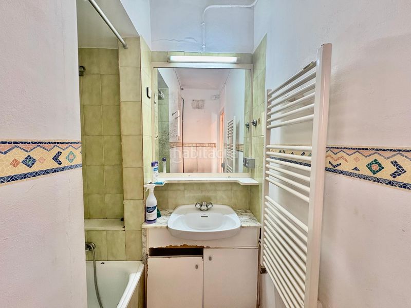 Foto d3d4bda9-1b62-475d-a6af-65cdc9b9b8f1. Pis a Sants Barcelona