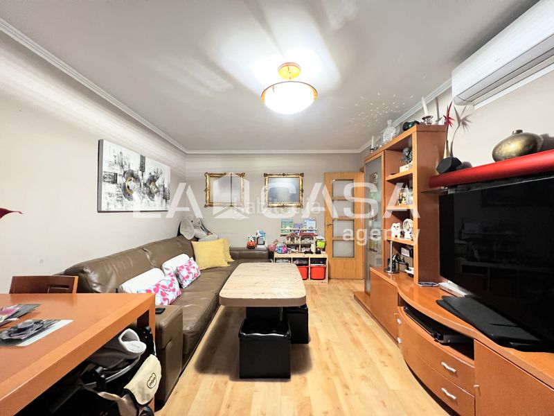 Foto 39faf4be-fafa-451a-9a17-d7022cb7b0af. Pis a La Salut Badalona