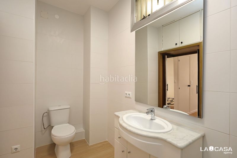 Foto 3f050155-ab8d-452f-bb44-91158fd28013. Pis a La Bordeta Barcelona