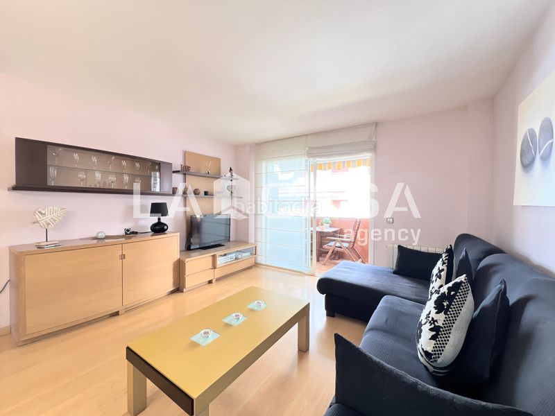 Foto 6cd99f21-d6e2-4cb2-8c6f-6c98e52e4f87. Pis amb calefacció a Llefià Badalona