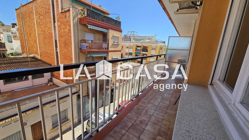 Foto 391d3d97-580b-4655-b5da-18653f825df3. Pis a Prosperitat Barcelona