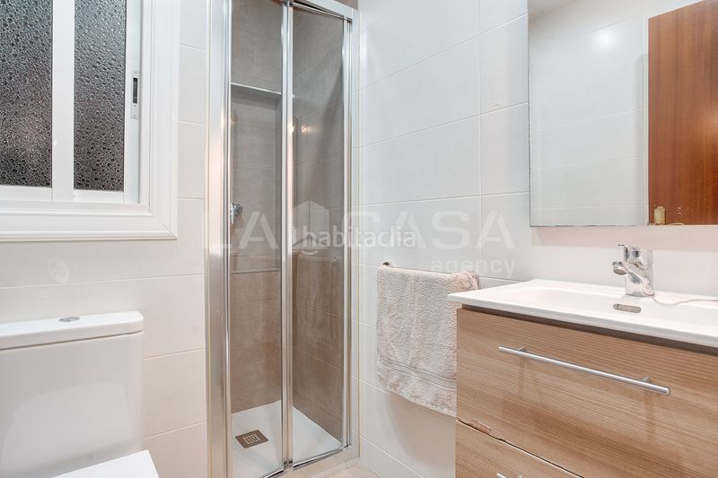 Foto e46d4aa5-654b-44a3-bb0c-1014684ce380. Pis a Sant Martí de Provençals Barcelona