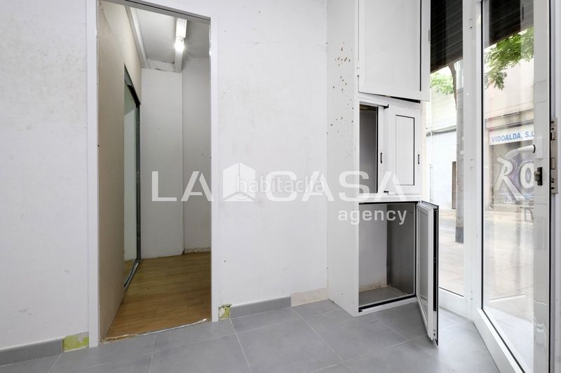 Foto 02b35da8-62eb-478e-8e79-88514c4d693d. Local comercial a Vilapicina - Torre Llobeta Barcelona
