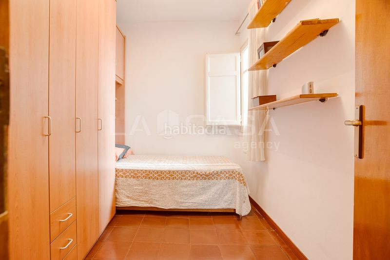 Foto d8d92ea0-0e19-4caa-972d-3e8ba0e5d9e4. Pis a Barri de les Corts Barcelona