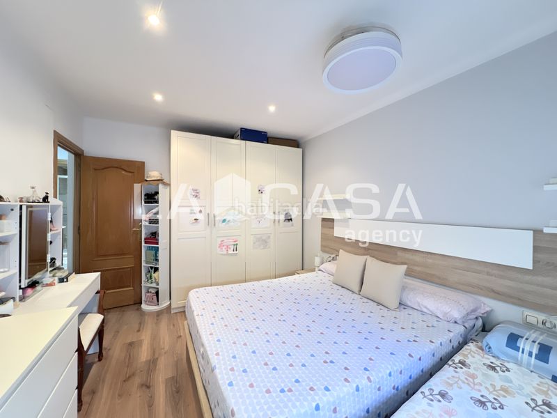 Foto ba2d8450-562f-4116-a4df-da831ea70054. Pis a La Salut Badalona