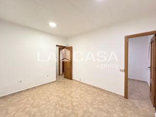 Etagenwohnung  Carrer de floridablanca