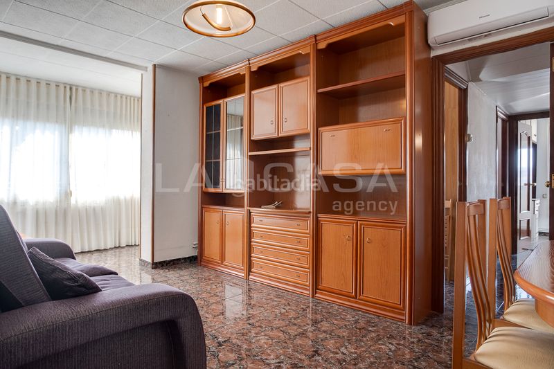 Foto 16666892-7939-4e43-8826-3a6f772e28af. Pis a Sant Martí de Provençals Barcelona