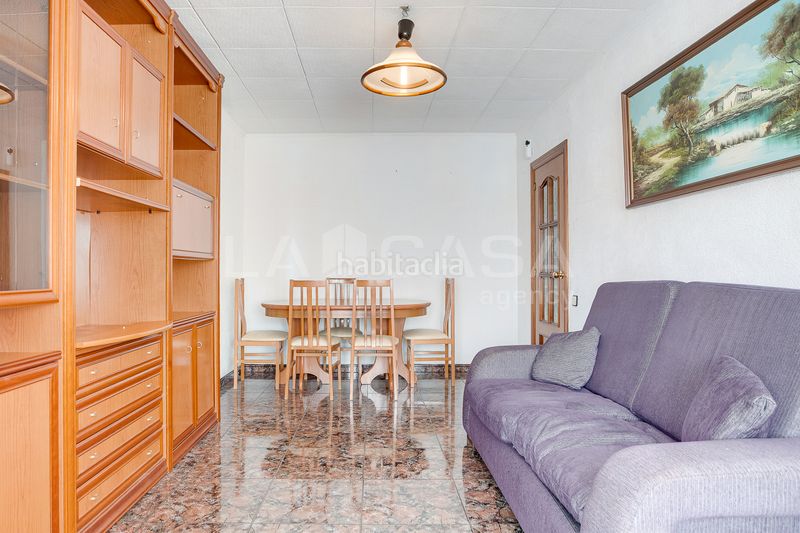 Foto 5f6cd1b0-7b95-4ad5-93d5-74de9845e8d7. Pis a Sant Martí de Provençals Barcelona