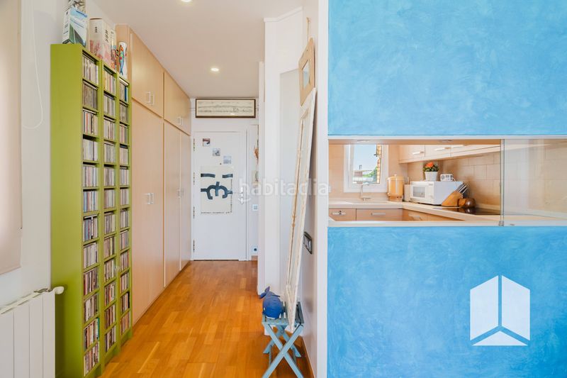 Foto 3c7bbe0a-75a7-4a80-8ec3-335e9c194ed6. Pis amb piscina a Lluminetes Castelldefels