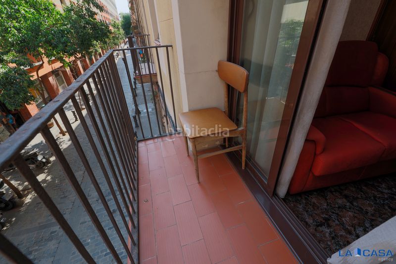 Foto ac91fa13-642a-4bd2-a2b2-1a98765454f5. Pis a Raval Barcelona