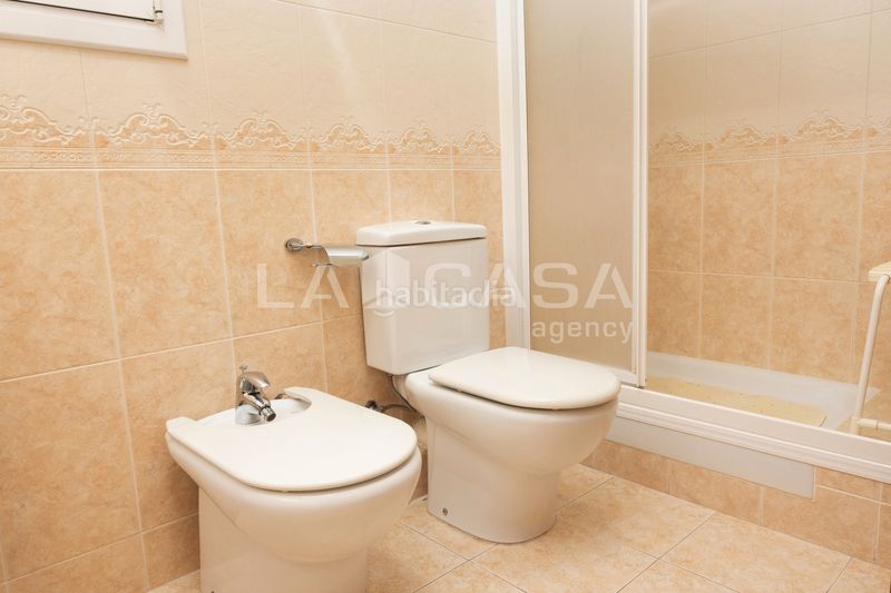 Foto fb988443-ba48-4a0b-bdfe-1106aed8901f. Pis a Navas Barcelona