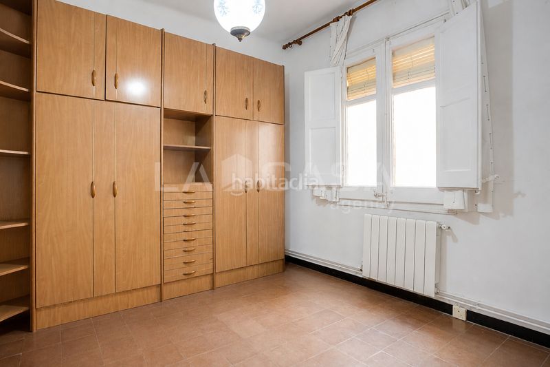 Foto c0153a12-1d3f-4967-888e-8cd9a051463a. Piso en La Nova Esquerra de l´Eixample Barcelona