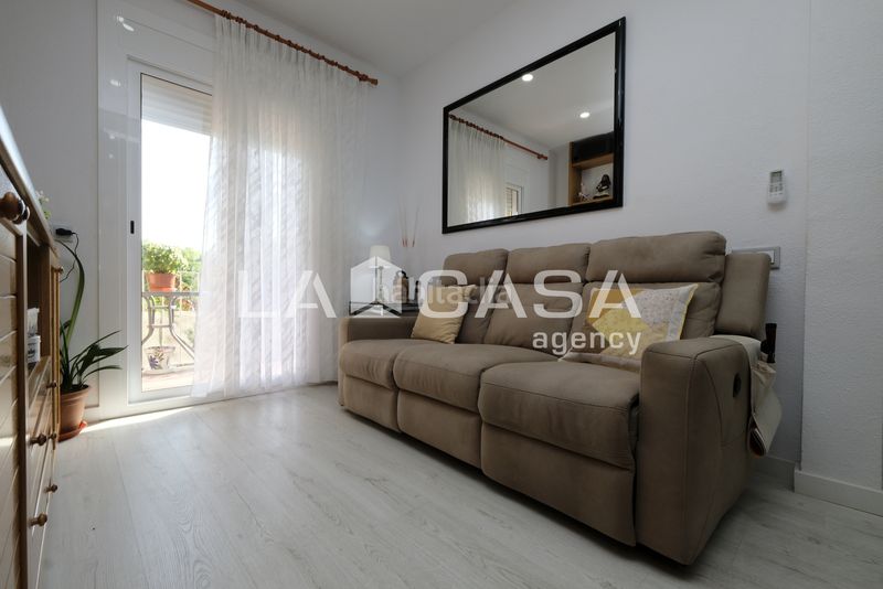 Foto 581e3ea9-3e1a-4b72-9617-ec4cb960ce6c. Pis a Vilapicina - Torre Llobeta Barcelona