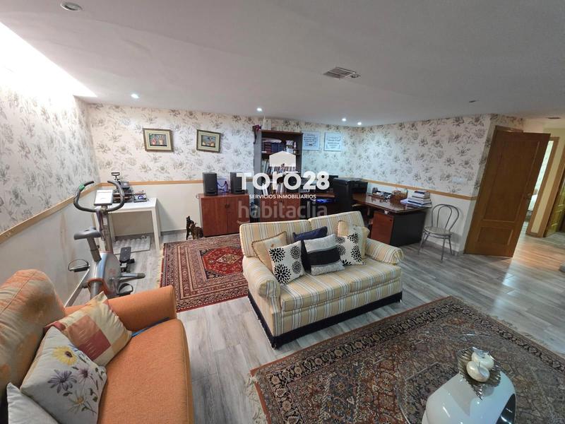 Foto 211cef13-3245-43b1-ac01-8be892cb5139. Casa adossada amb calefacció aparcament piscina a Monforte del Cid