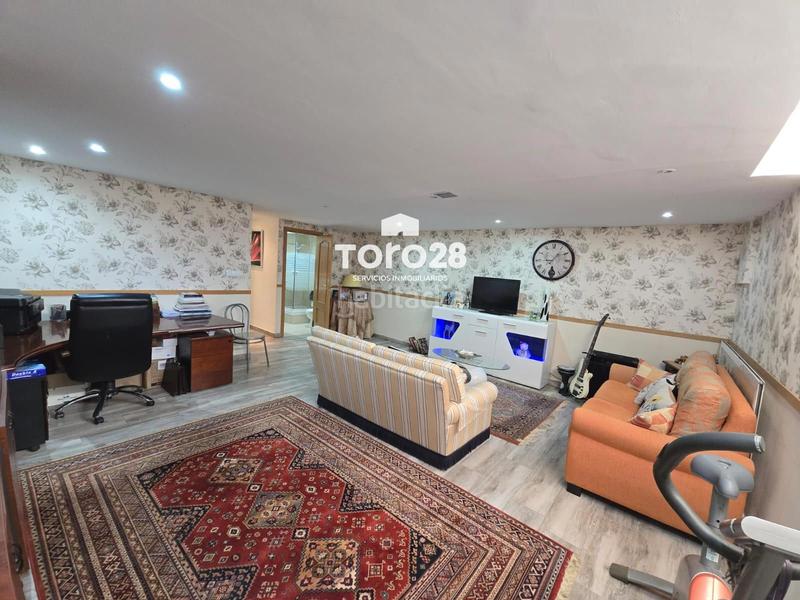 Foto de25eb53-7a88-4019-baa6-49b329e655b2. Casa adossada amb calefacció aparcament piscina a Monforte del Cid