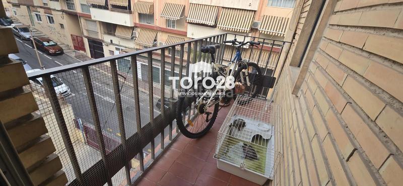 Foto e3a9ac61-1380-4fd5-ab8a-3c0a7f3f59cc. Piso se vende a pocos metros del centro en Campoamor Alicante