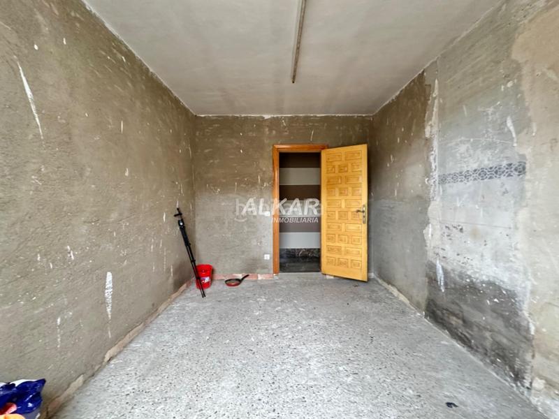 Foto 13cc8a1a-1af5-40fc-9217-db171914f865. Xalet amb calefacció aparcament a Fustiñana