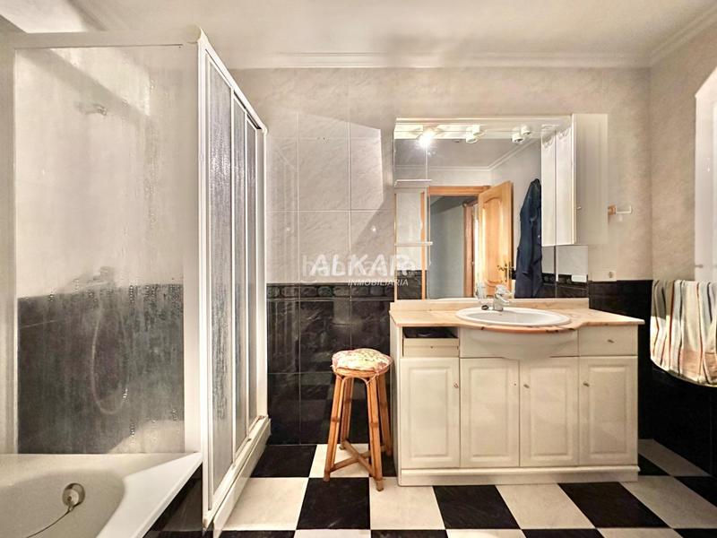 Foto 1b24c13d-ff20-4da1-bde7-a2f76d81c57e. Xalet amb calefacció aparcament a Fustiñana