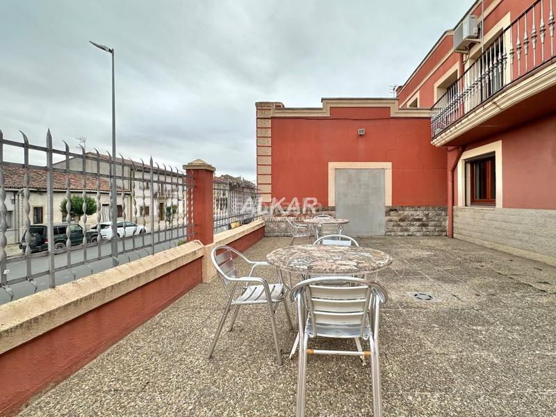 Foto 2d4c8bdf-bbe1-4faa-bba0-6b877ebf8463. Xalet amb calefacció aparcament a Fustiñana