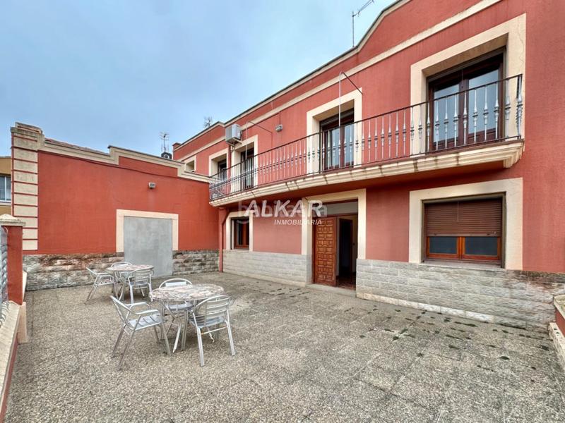 Foto 7668ebca-4efb-4521-b3e7-52ae7cd661d8. Xalet amb calefacció aparcament a Fustiñana