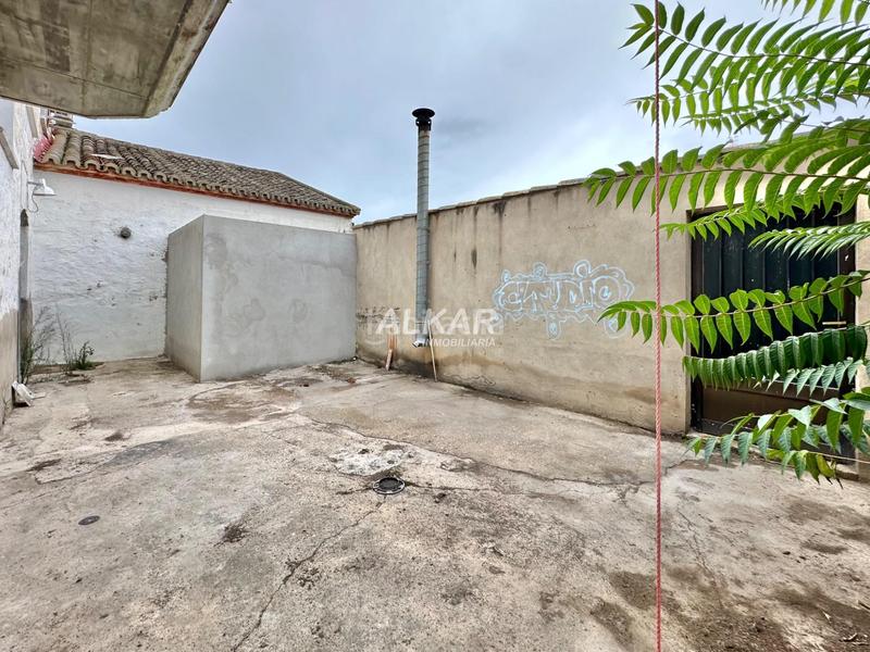 Foto 8e35af33-a1e4-4887-b273-7d4117f00b50. Xalet amb calefacció aparcament a Fustiñana