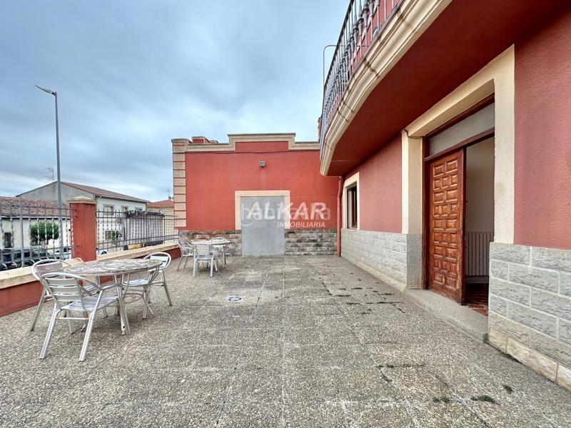 Foto a04b38cb-0dd8-4076-9f41-258c220545aa. Xalet amb calefacció aparcament a Fustiñana