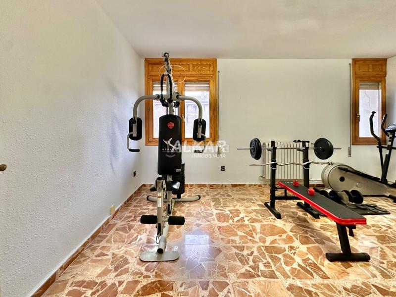 Foto adb96bc7-2e6d-4e28-94e4-d629caa55450. Xalet amb calefacció aparcament a Fustiñana