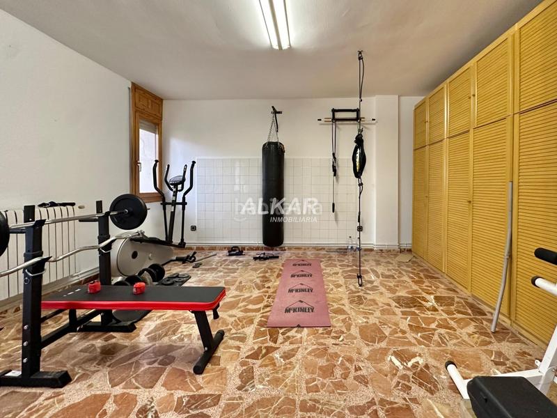 Foto b414bca3-311d-4582-9f55-248e55850ccc. Xalet amb calefacció aparcament a Fustiñana