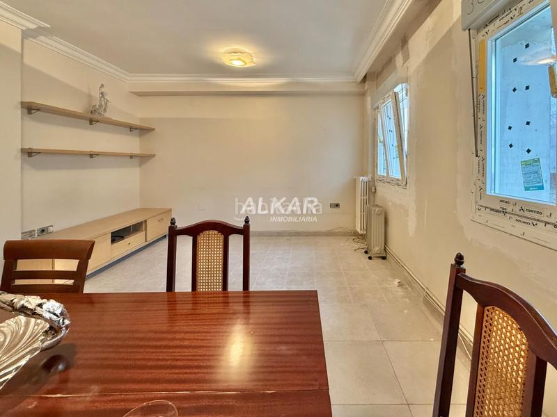 Foto 3c075cd8-4320-4d04-9ff8-efc80319ef0d. Piso  en venta en Lourdes Tudela