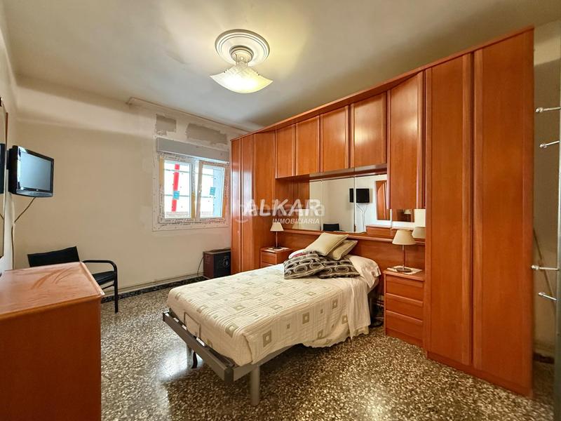 Foto c92657a2-7204-4536-8a20-ddae4609b8ad. Piso  en venta en Lourdes Tudela