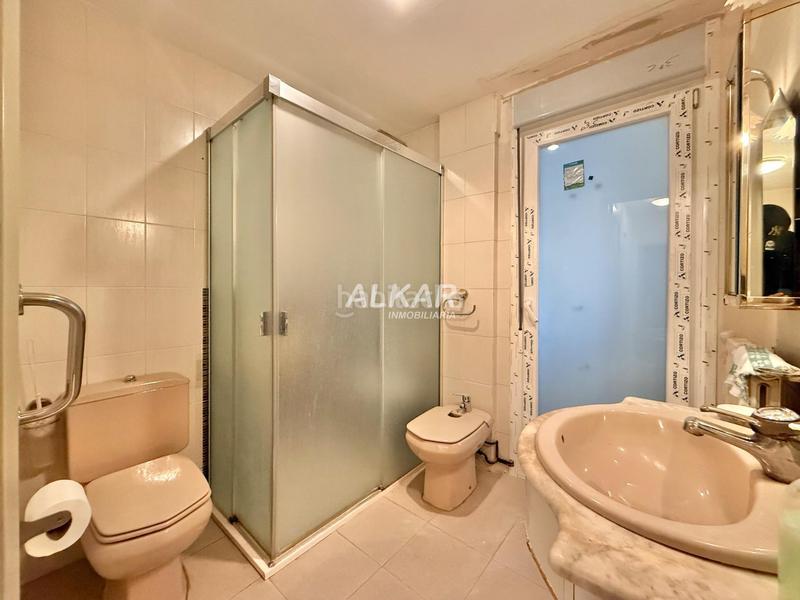 Foto f4f25d5b-1057-4162-8642-c3b3c4a8c5b6. Piso  en venta en Lourdes Tudela