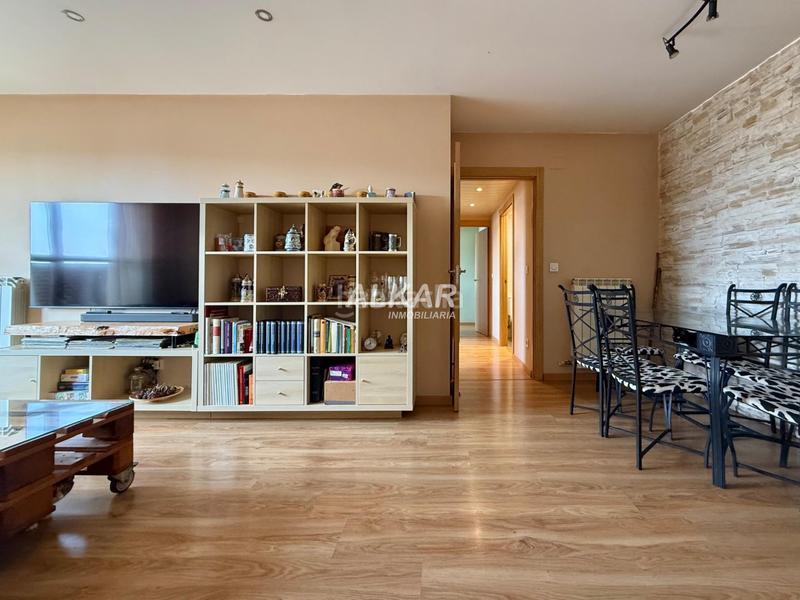 Foto 056f9989-69db-425e-9ed5-1370e7402860. Appartement avec parking dans Parque del Queiles Tudela