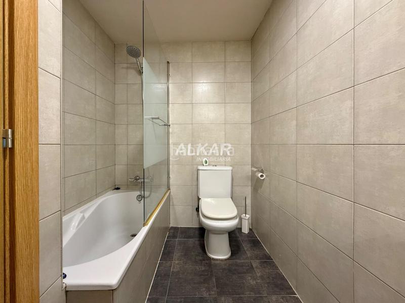 Foto 63db427f-bb12-47e6-a4cc-e8fd39adaeb0. Appartement avec parking dans Parque del Queiles Tudela