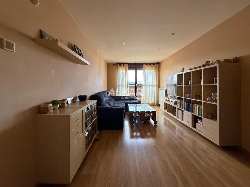 Foto d581eb8b-ee9d-4b1a-bcbc-0583e4357a19. Appartement avec parking dans Parque del Queiles Tudela