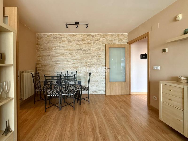 Foto f126f8bd-c0c4-4bdd-876e-5523b059655c. Appartement avec parking dans Parque del Queiles Tudela