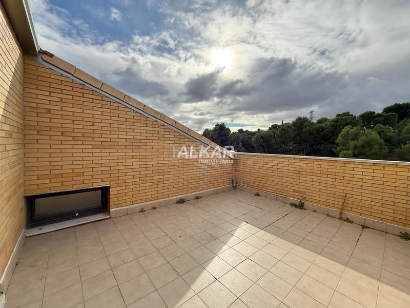 Foto 66ec3e4a-911f-4520-bb8d-7d46232b18f0. Dachwohnung mit heizung parking in Centro Tudela