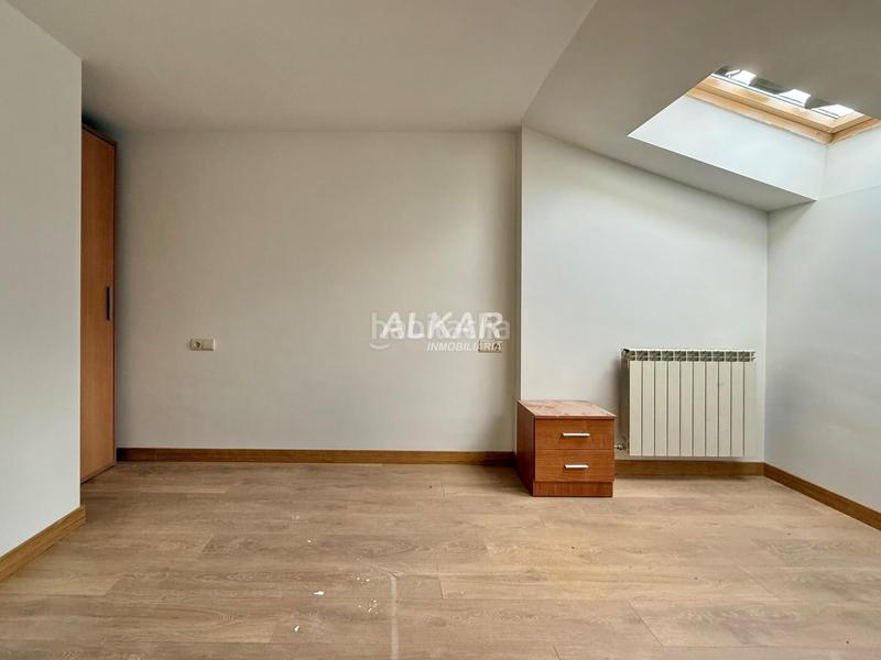 Foto e19bbf27-e512-460f-8daf-edda1cf0fe6d. Dachwohnung mit heizung parking in Centro Tudela