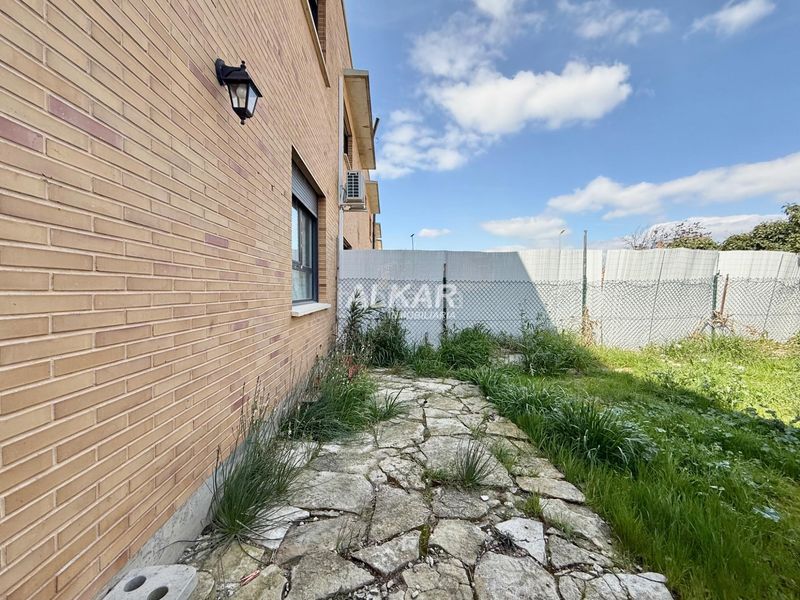 Foto 1353ad51-0a60-4a02-be26-899146564bfb. Casa amb calefacció aparcament a Fustiñana