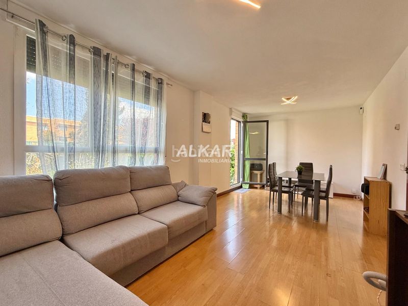 Foto fd5a65ad-7063-4e45-9a96-360004bb0d18. Casa amb calefacció aparcament a Fustiñana