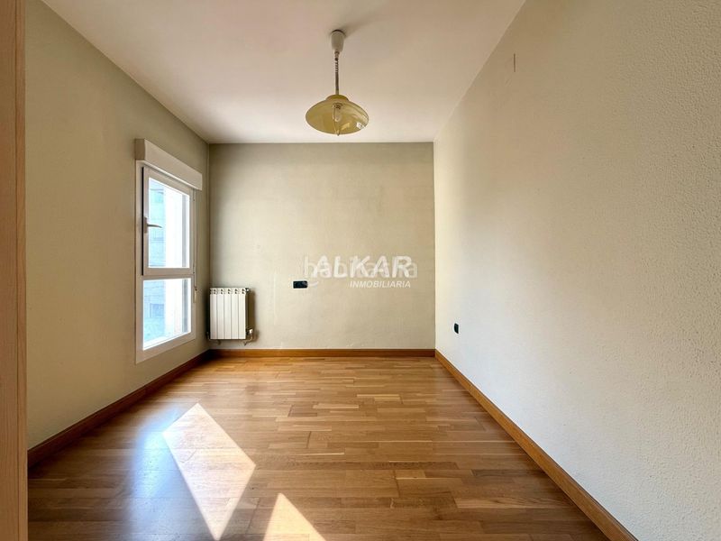 Foto d69d2d99-e11c-48f4-98f0-a49047e377cd. Pis amb aparcament a Griseras - Gardachales Tudela