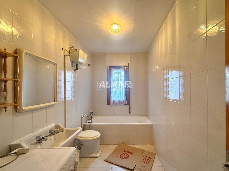 Foto ee7d09e1-a9b2-49c8-85d6-3f21b338e355. Casa amb aparcament a Cascante