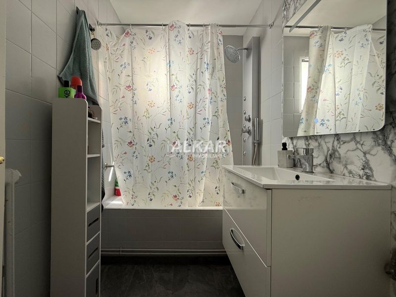 Foto 1a86b214-ee00-43a5-96b5-b78a06be3299. Casa amb calefacció aparcament a Lourdes Tudela