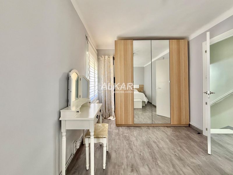 Foto a6dfa2a6-713a-4723-9248-43e078e4f32e. Casa amb calefacció aparcament a Lourdes Tudela